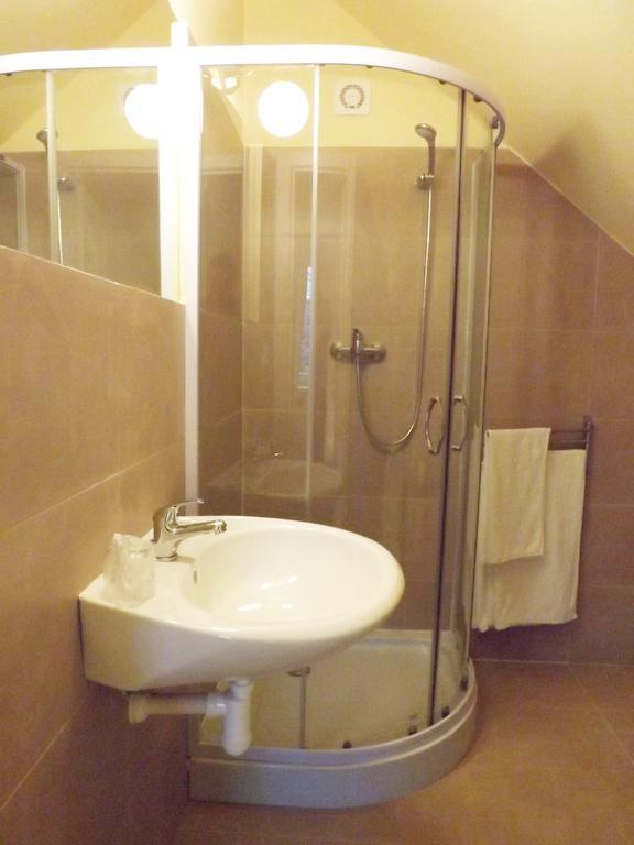 Villa Sipeky Senec Room photo